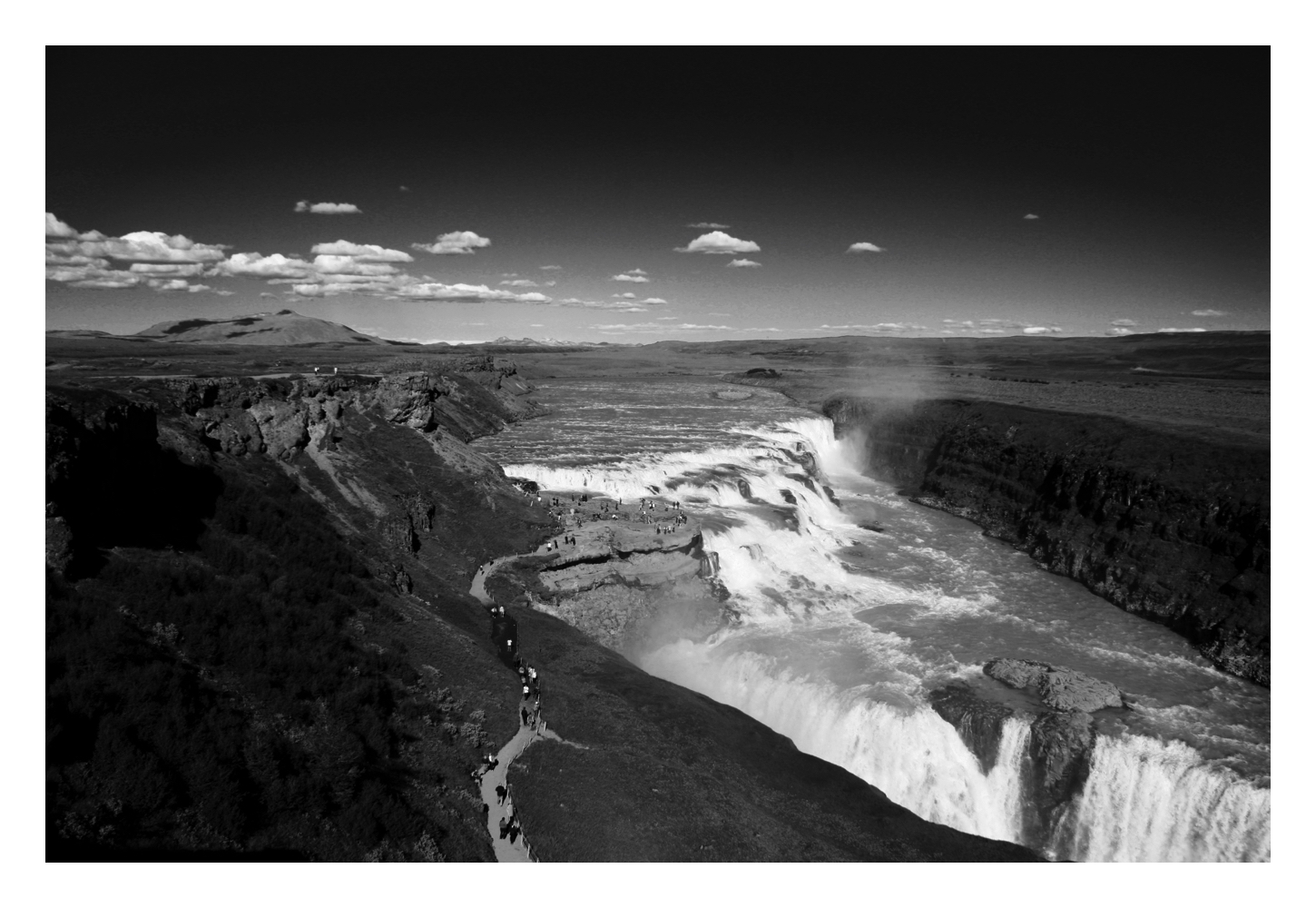 ... der bekannte Gullfoss in s/w ...