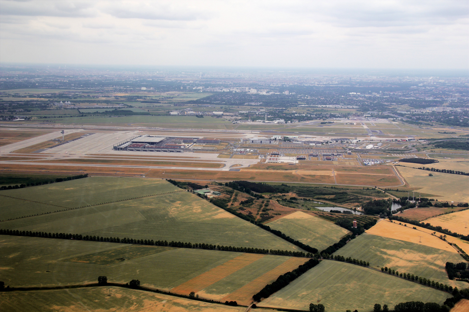 Der BER (oder aktuell Flughafen Berlin-Schönefeld)