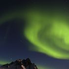 Der Berg im Polarlicht