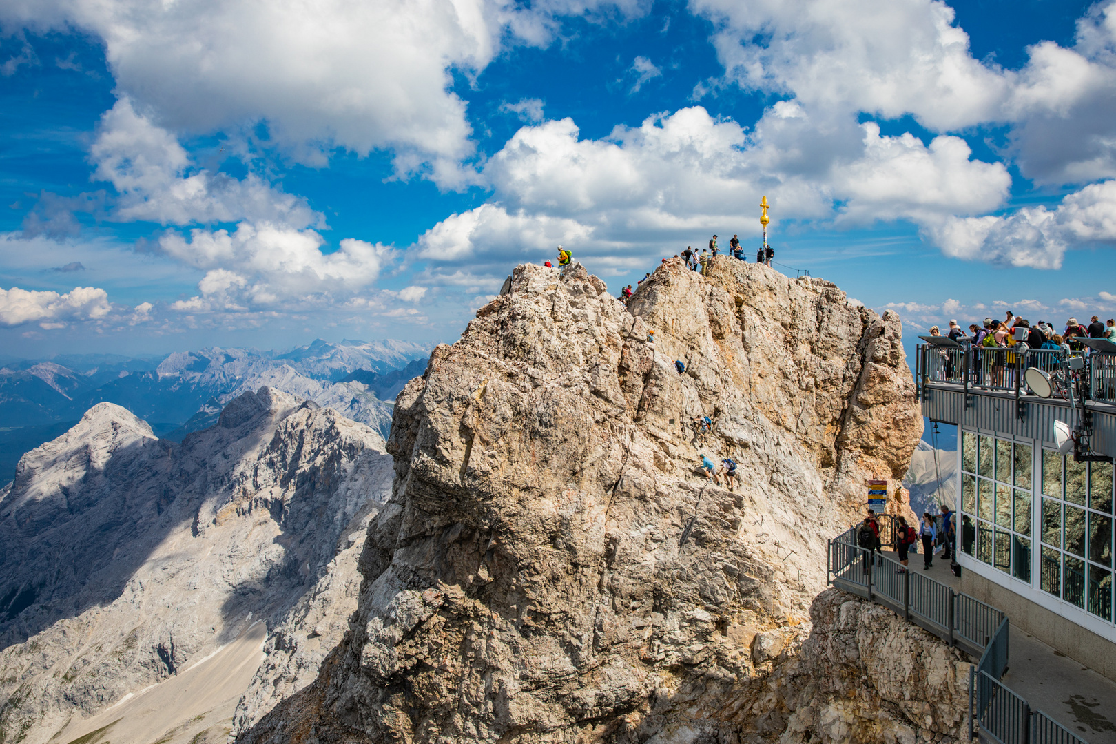 Der Berg und die Zuschauer