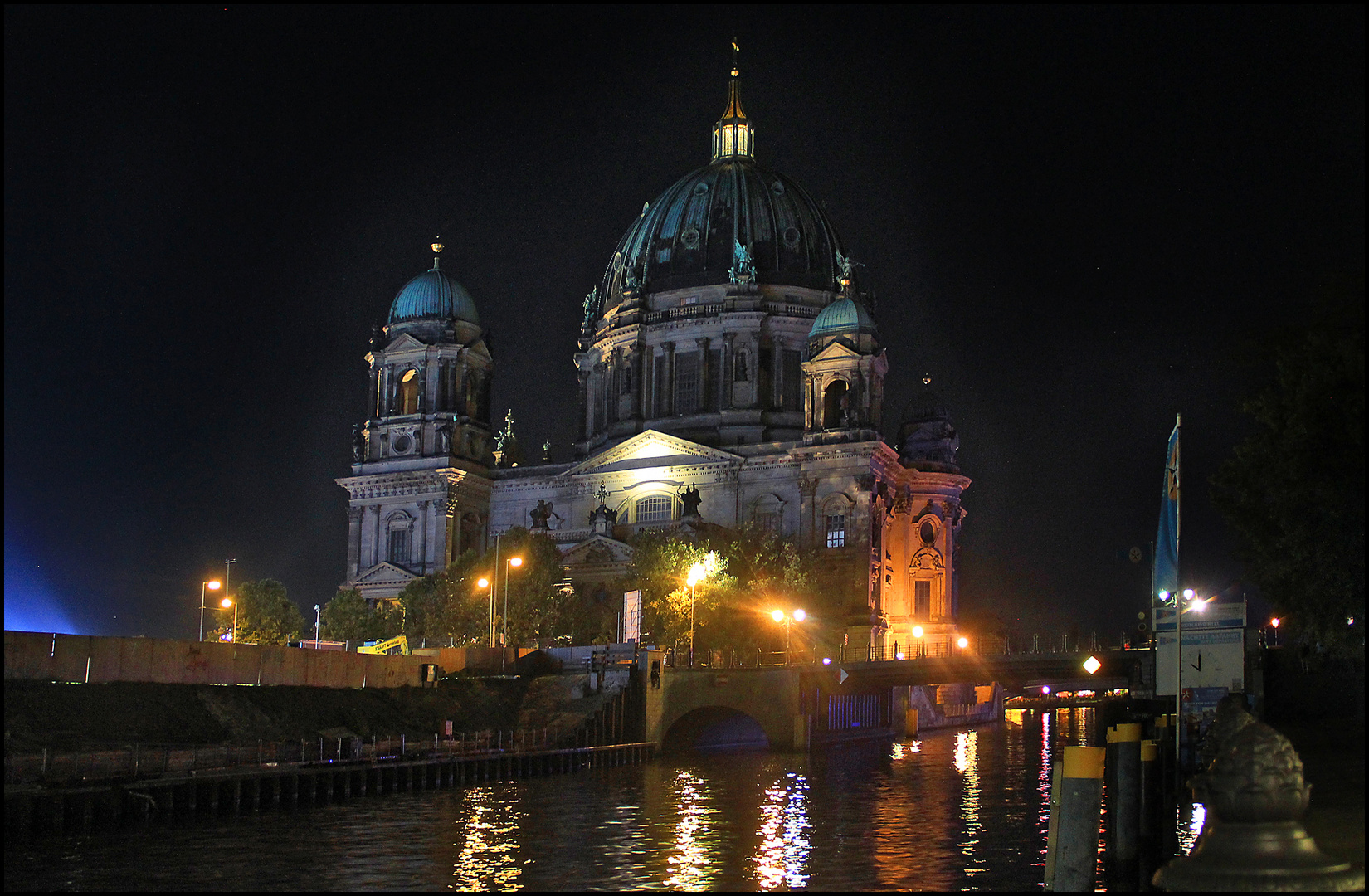 Der Berliner Dom ...