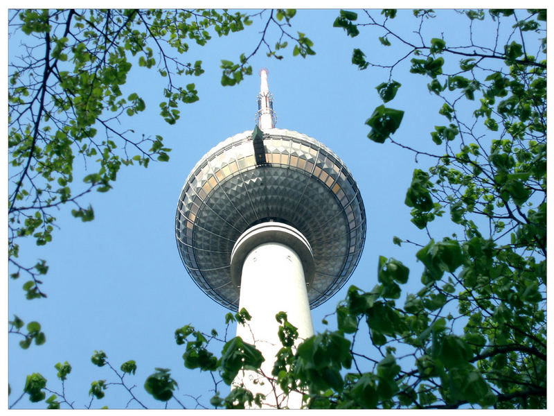 .. der Berliner Fernsehturm ..