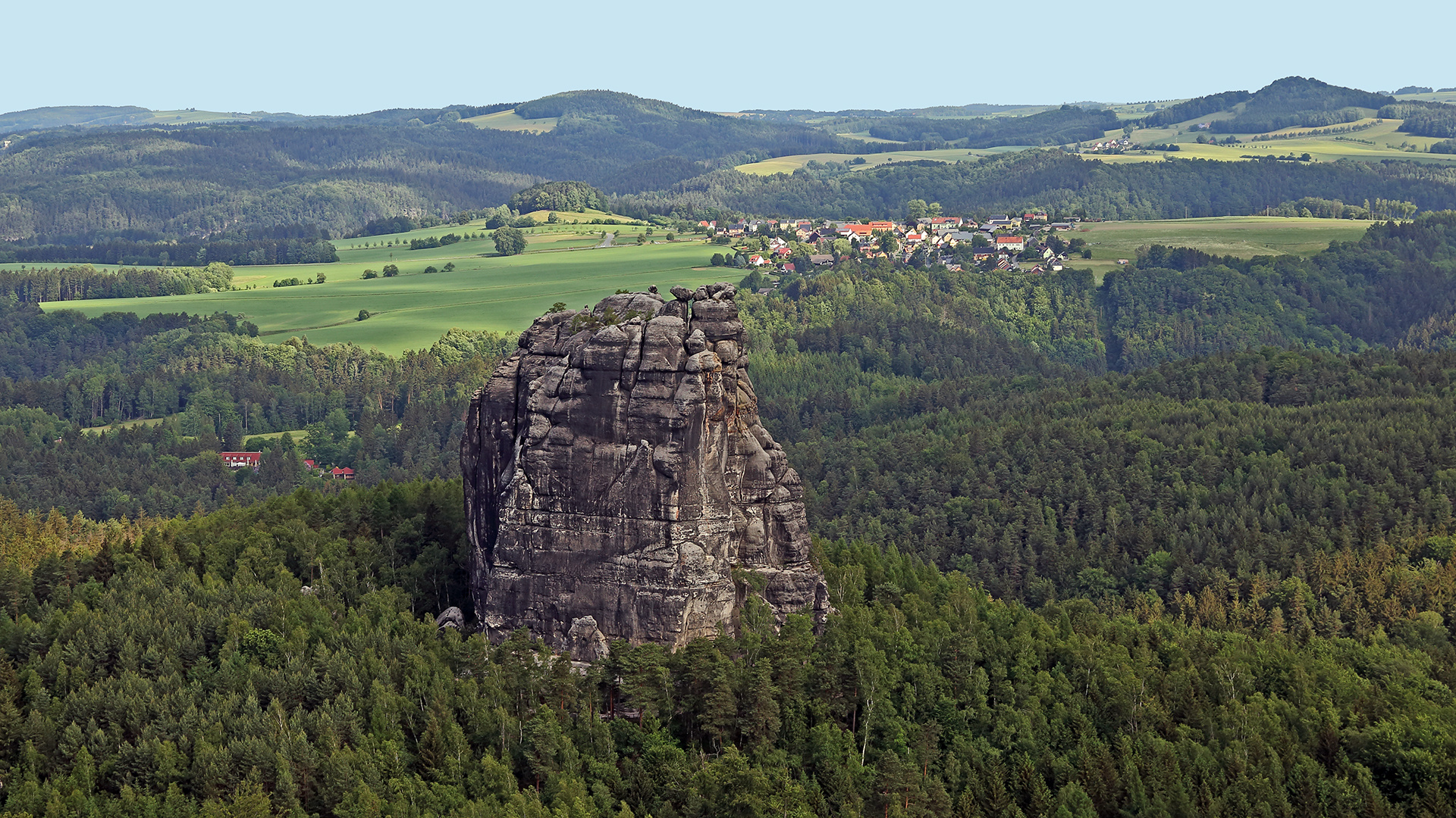 Der berühmte Kletterfelsen Falkenstein, an dem 1864  im 19.Jahrhundert alles begann