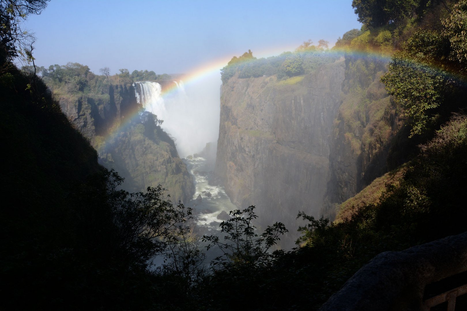 Der besondere Anblick: Die Fälle mit Regenbogen