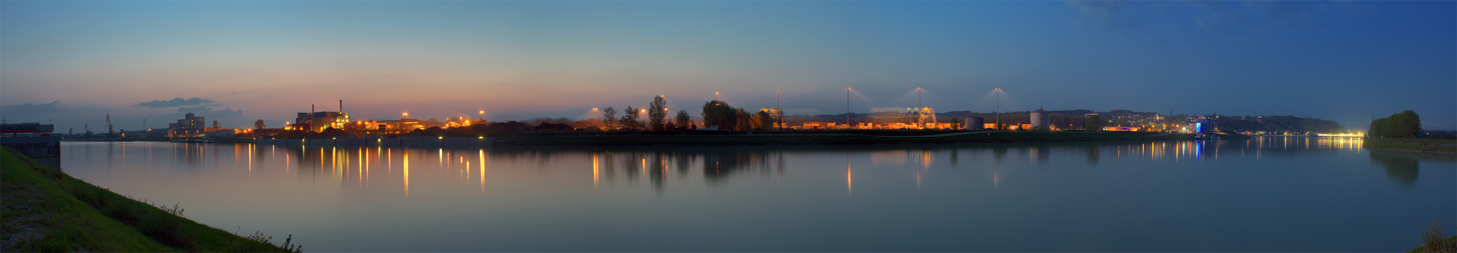 Der Binnenhafen in Enns / Ennsdorf - Österreich