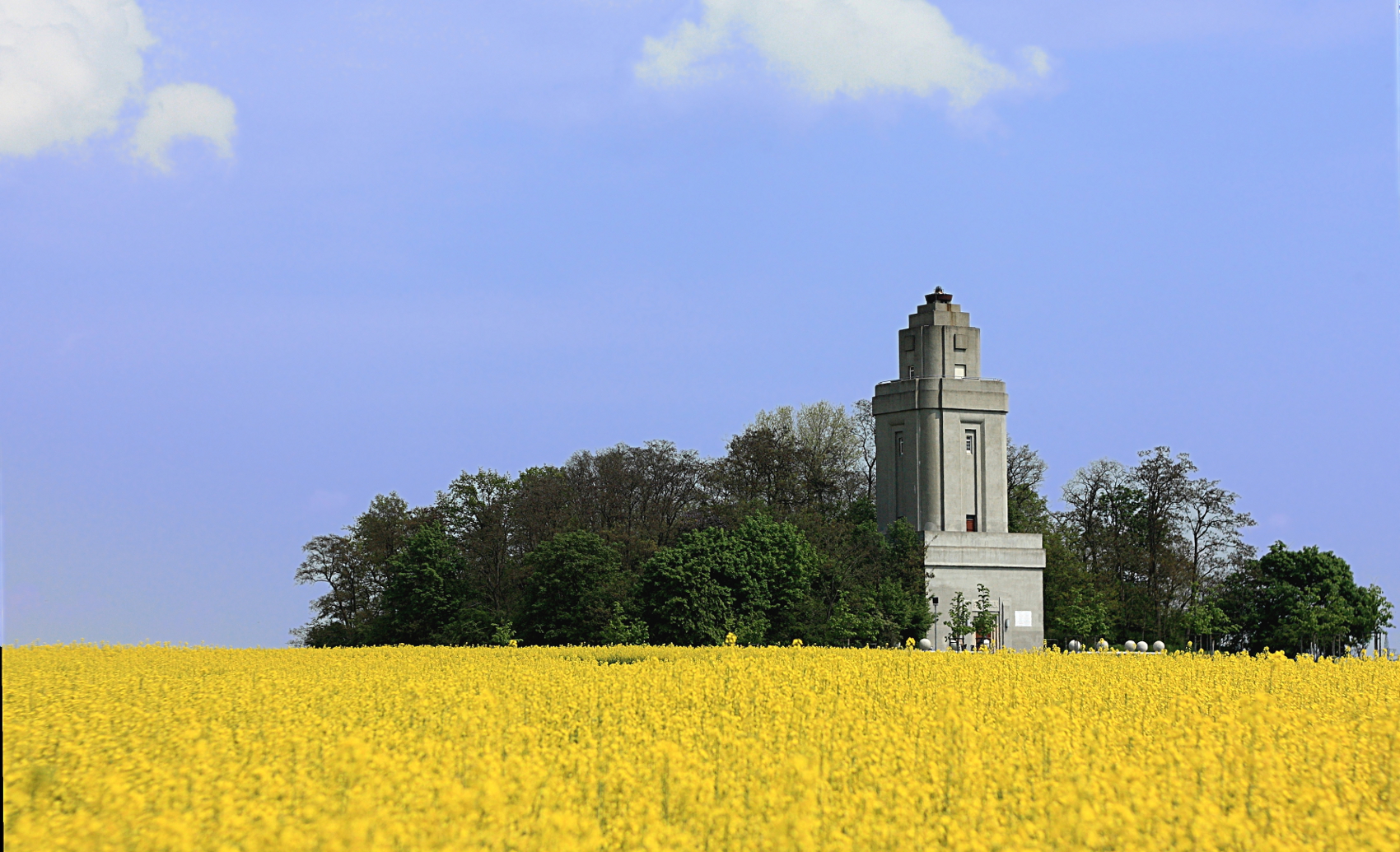 Der Bismarckturm Lützschena-Stahmeln im Mai 2010.