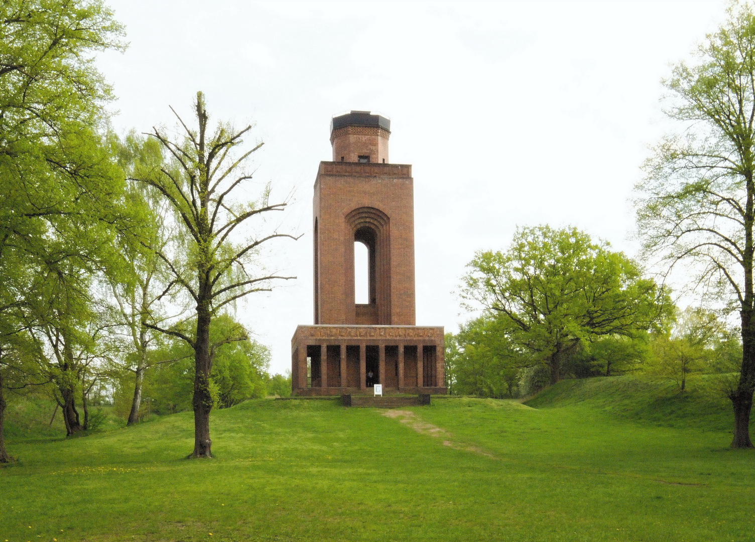 Der  Bismarckturm  zu  Burg/Spreewald