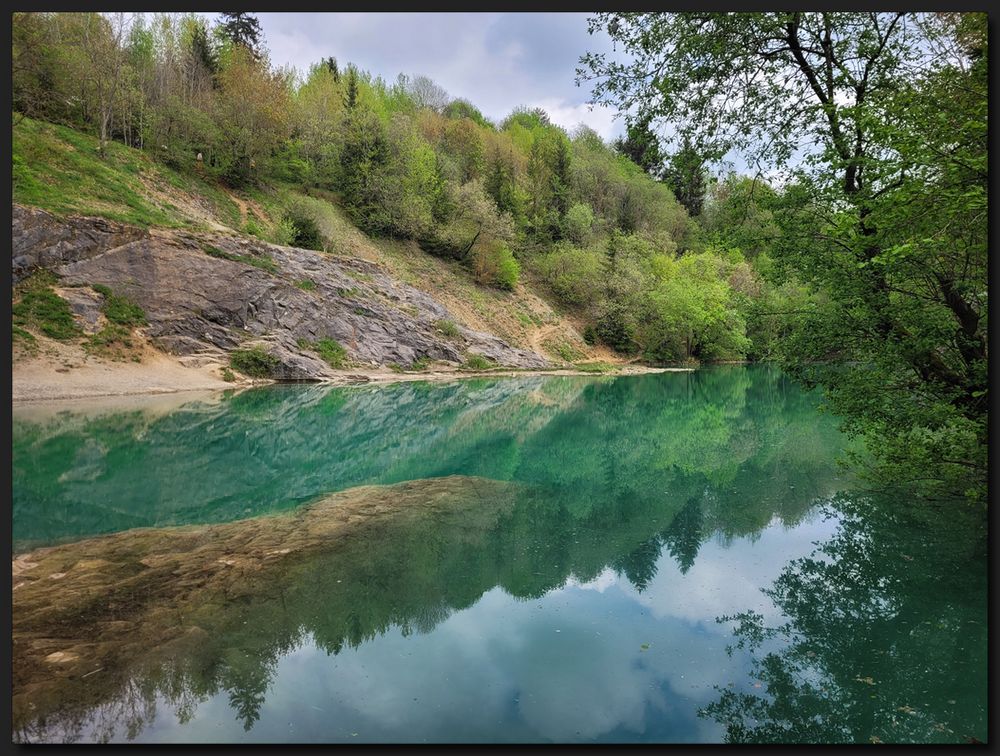 ...Der Blaue See von Rübeland...