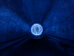 Der blaue Tunnel