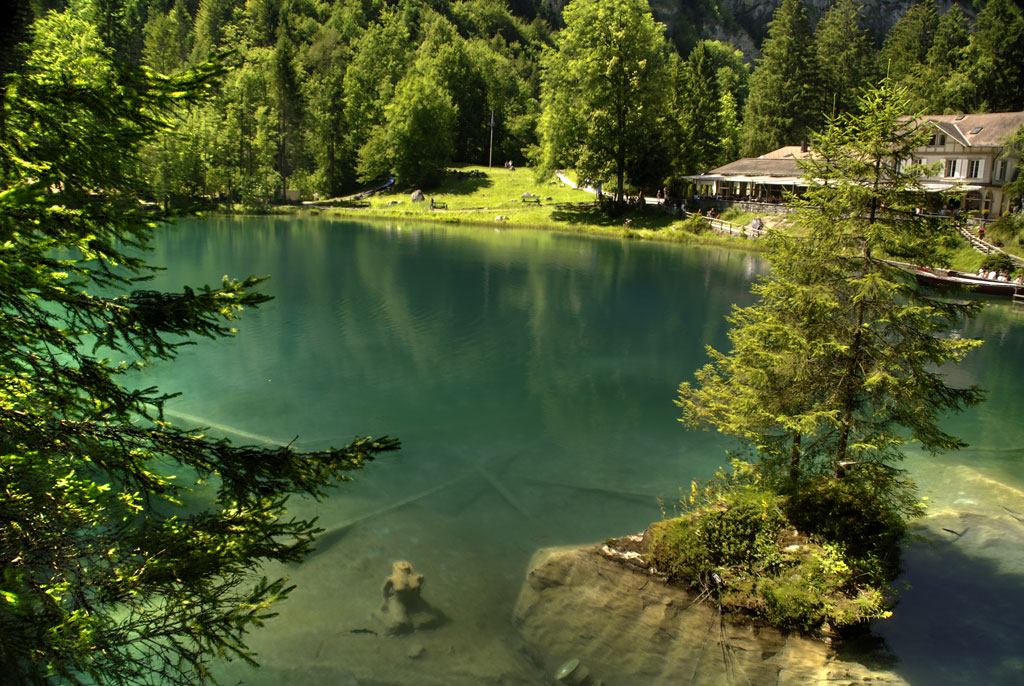 Der Blausee im Berner Oberland