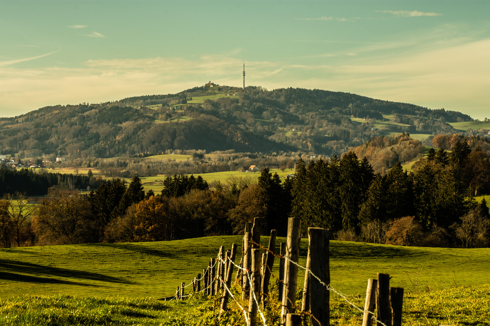 Der Blick auf den Hohen Peißenberg