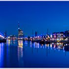 der Blick auf den Neuen Hafen am Abend