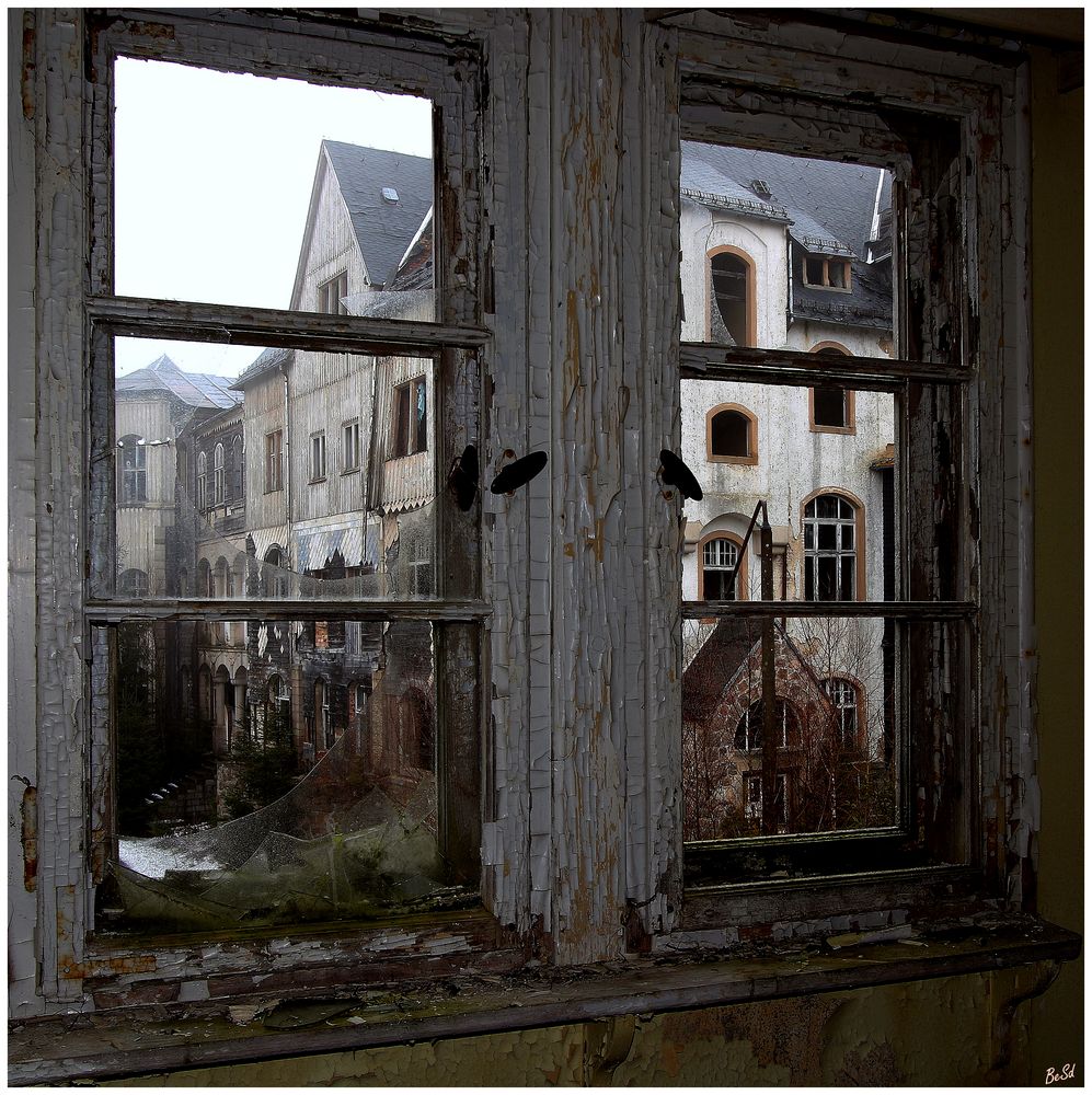 Der Blick aus dem Fenster&hellip;. Foto &amp; Bild fotos, spezial