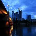 Der Blick entlang der Untermainbrücke