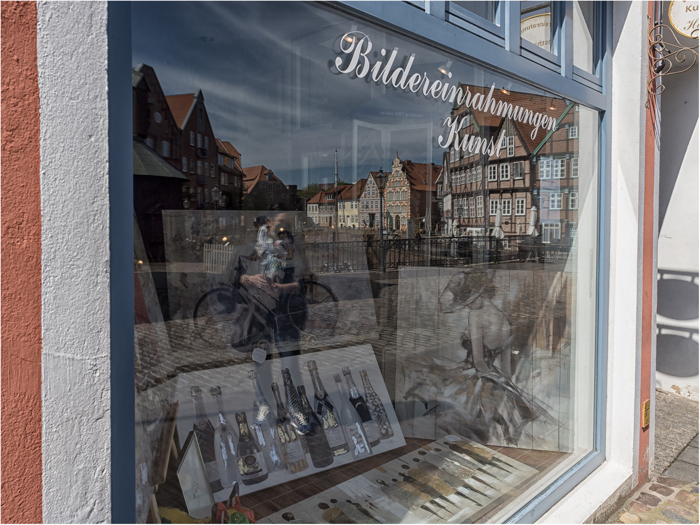 Der Blick in das Schaufenster 