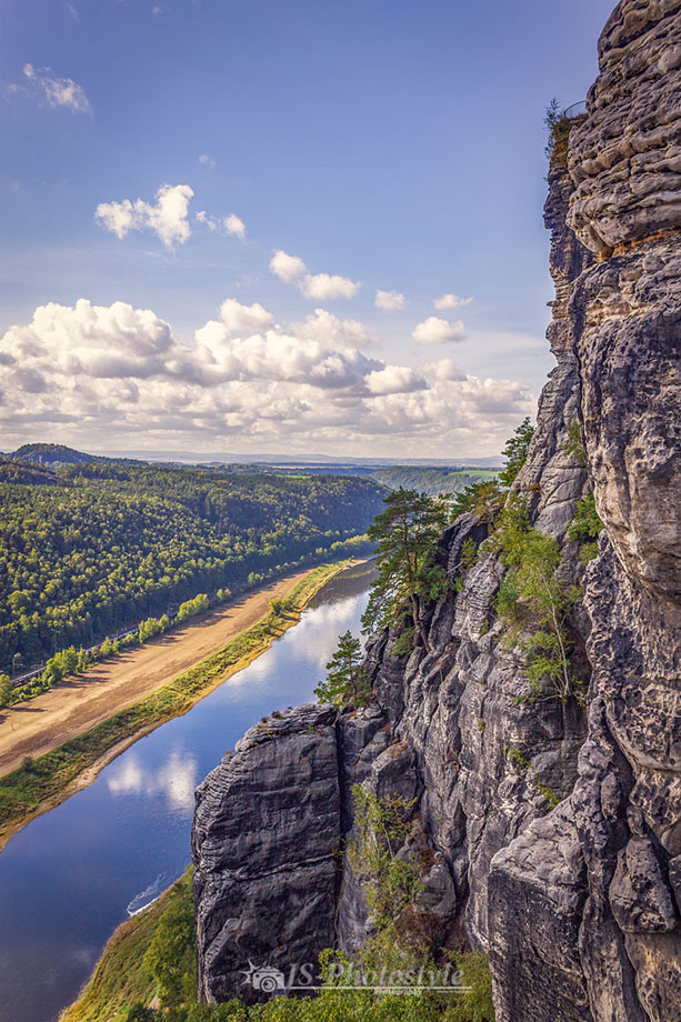 Der Blick ins Elbtal