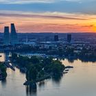 Der Blick über Basel nach Sonnenuntergang