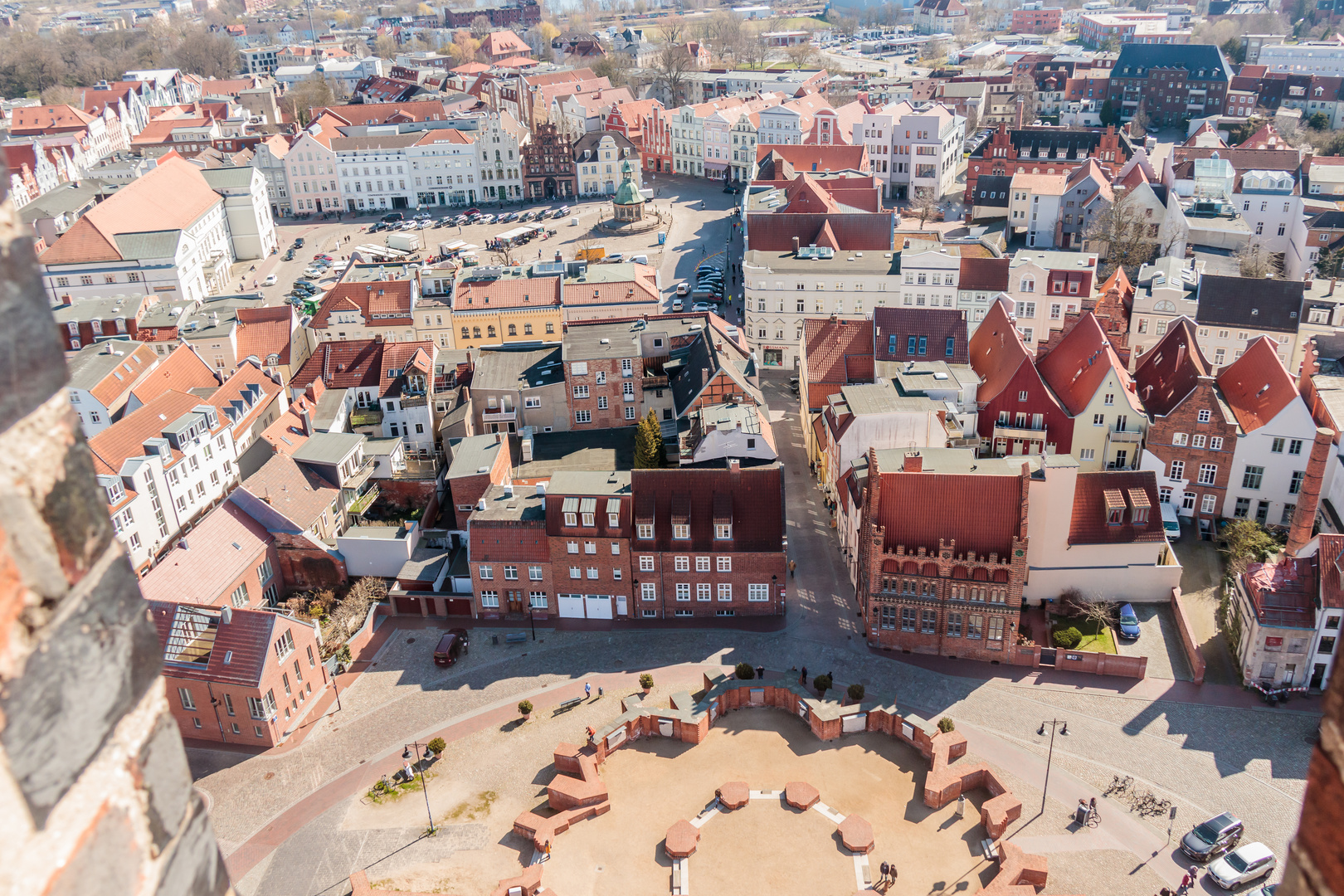 der Blick vom 80m hohen Turm der St-Marien-Kirche in Wismar