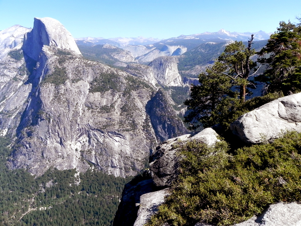 Der Blick vom Glacier Point weiter rechts