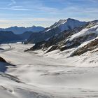 Der Blick vom Jungfraujoch abwärts gehört zu den eindrucksvollsten Erlebnisssen ...