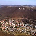 Der Blick vom Lichtenstein ins Echaztal und auf die Alb.