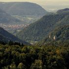 Der Blick vom Römersteinturm ins Lenninger Tal