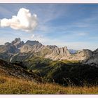 Der Blick von der Sulzenschneid hinüber zur Bischofsmütze am späten Nachmittag