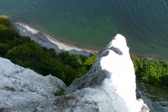 Der Blick von der Victoria-Sicht im Nationalpark Jasmund auf Rügen .....