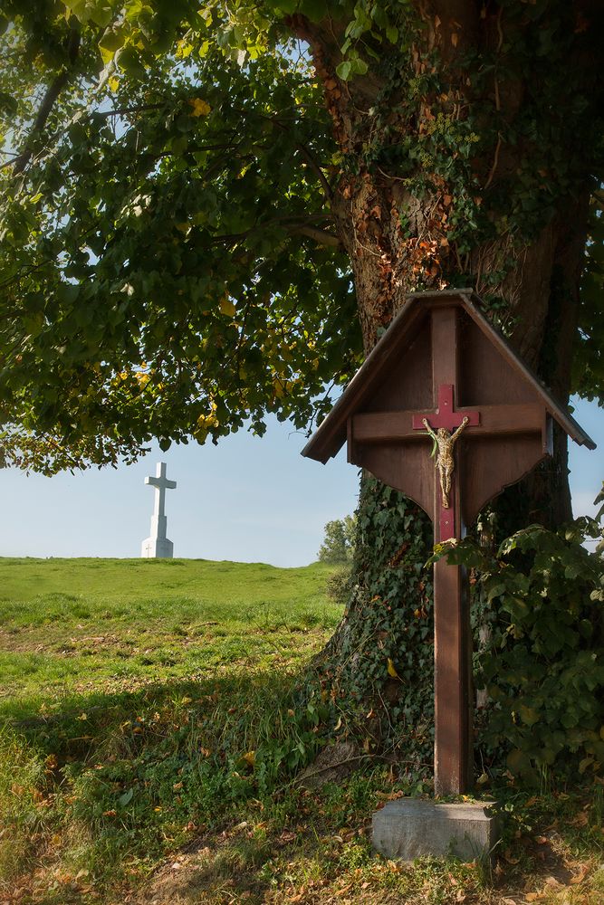 Der Blick zum Kreuz Charneux