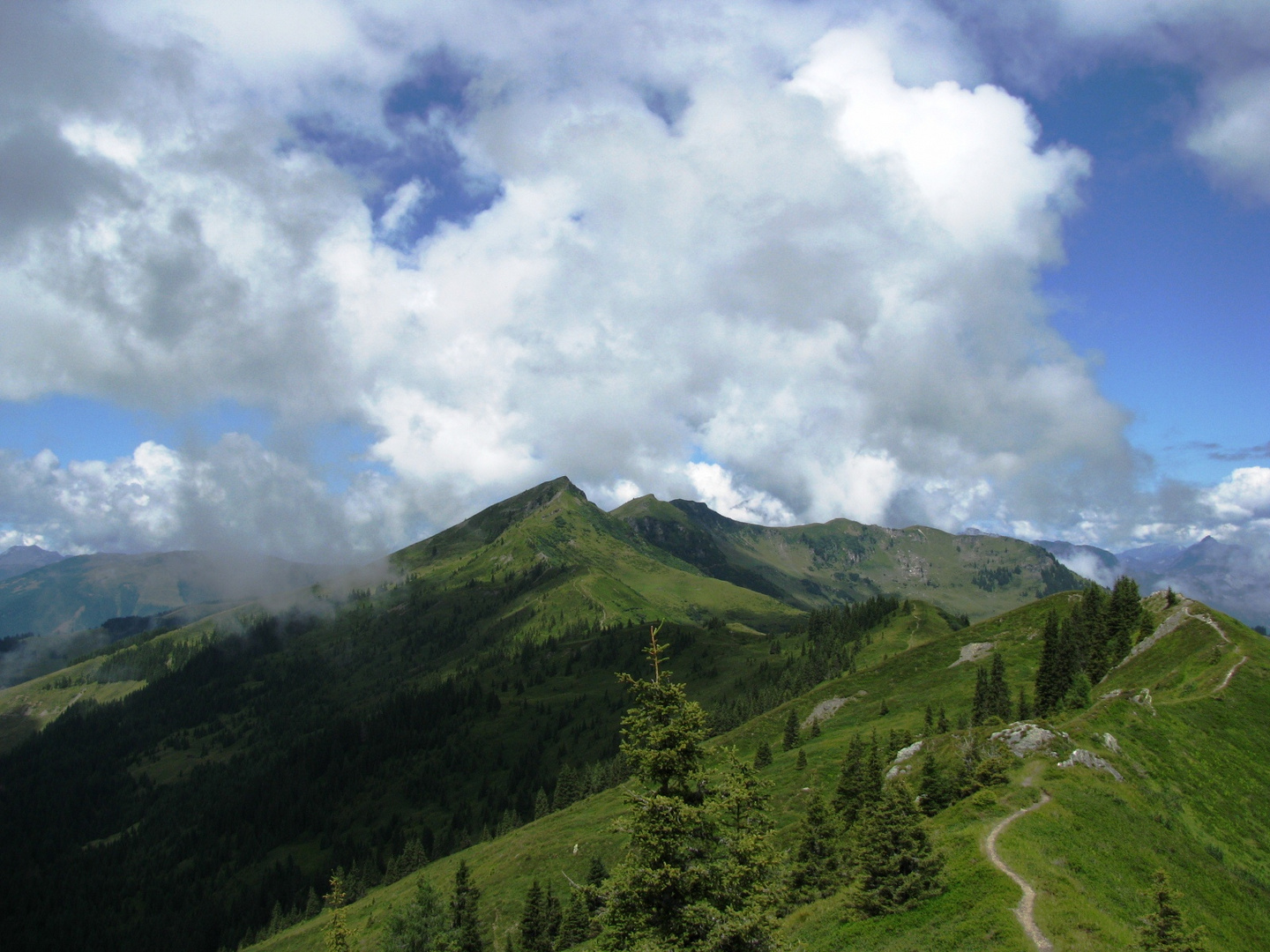 Der Blick zurück zum Schönwieskopf