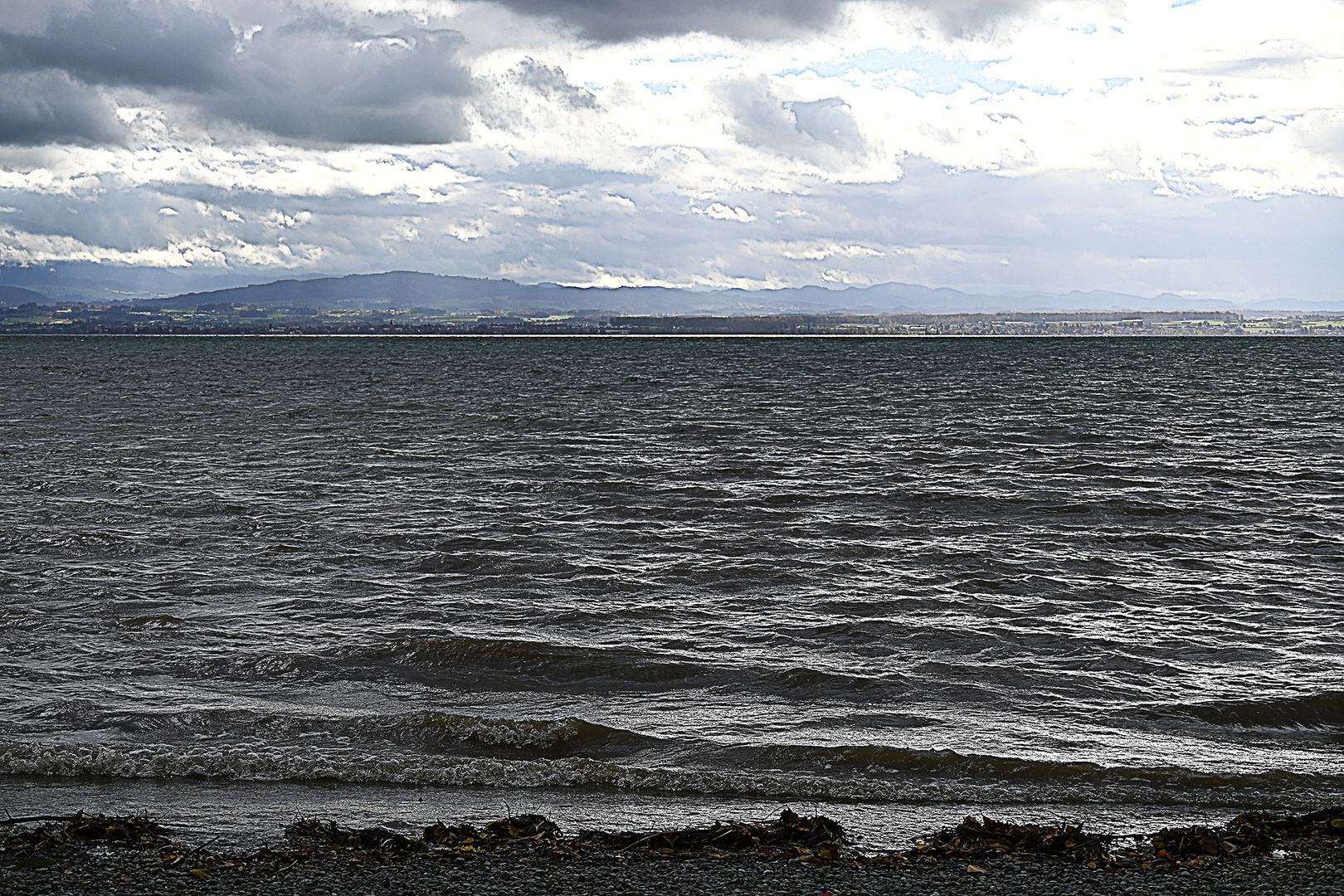  Der Bodensee . Le lac de Constance