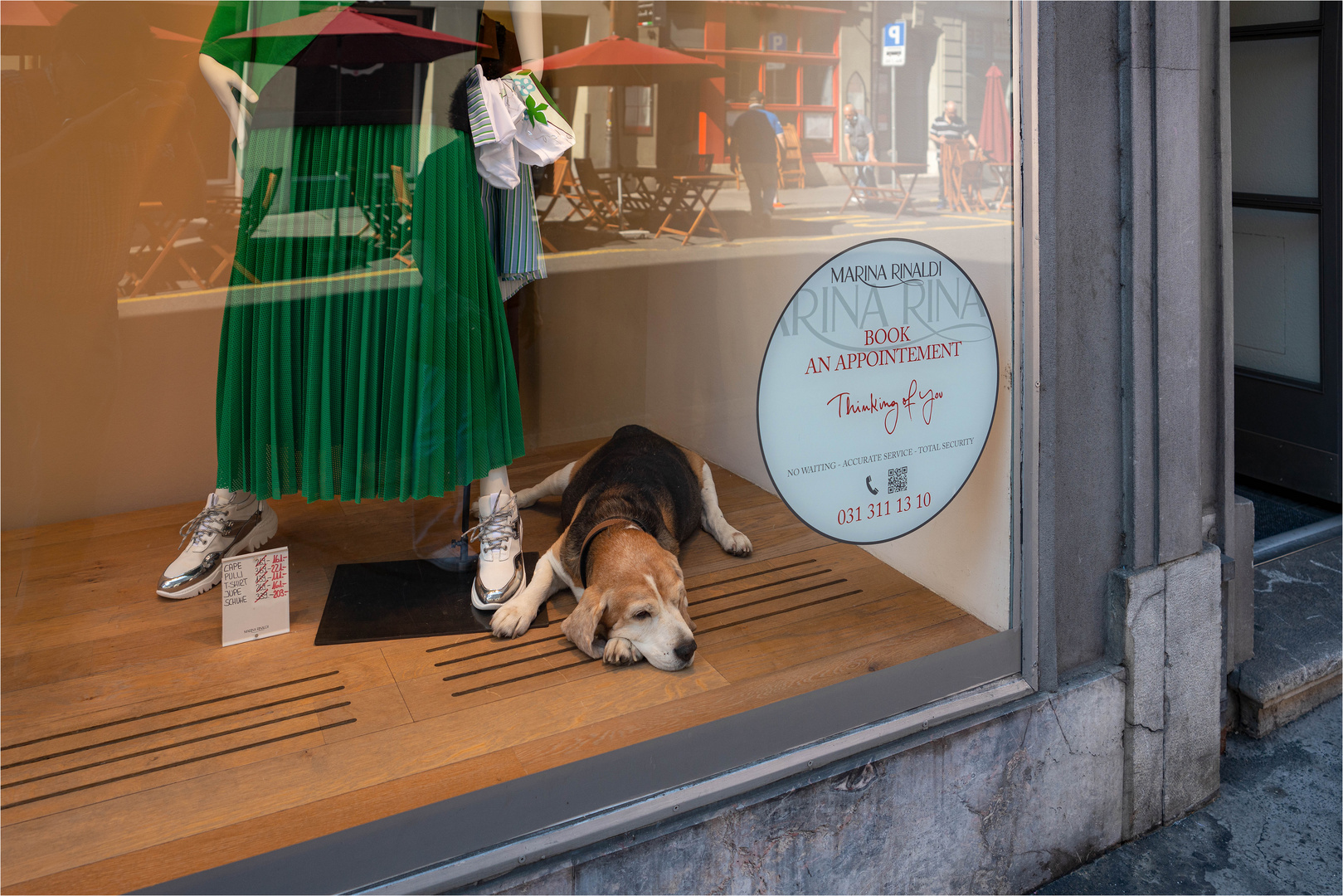 Der Boutiquewächter macht mal Pause