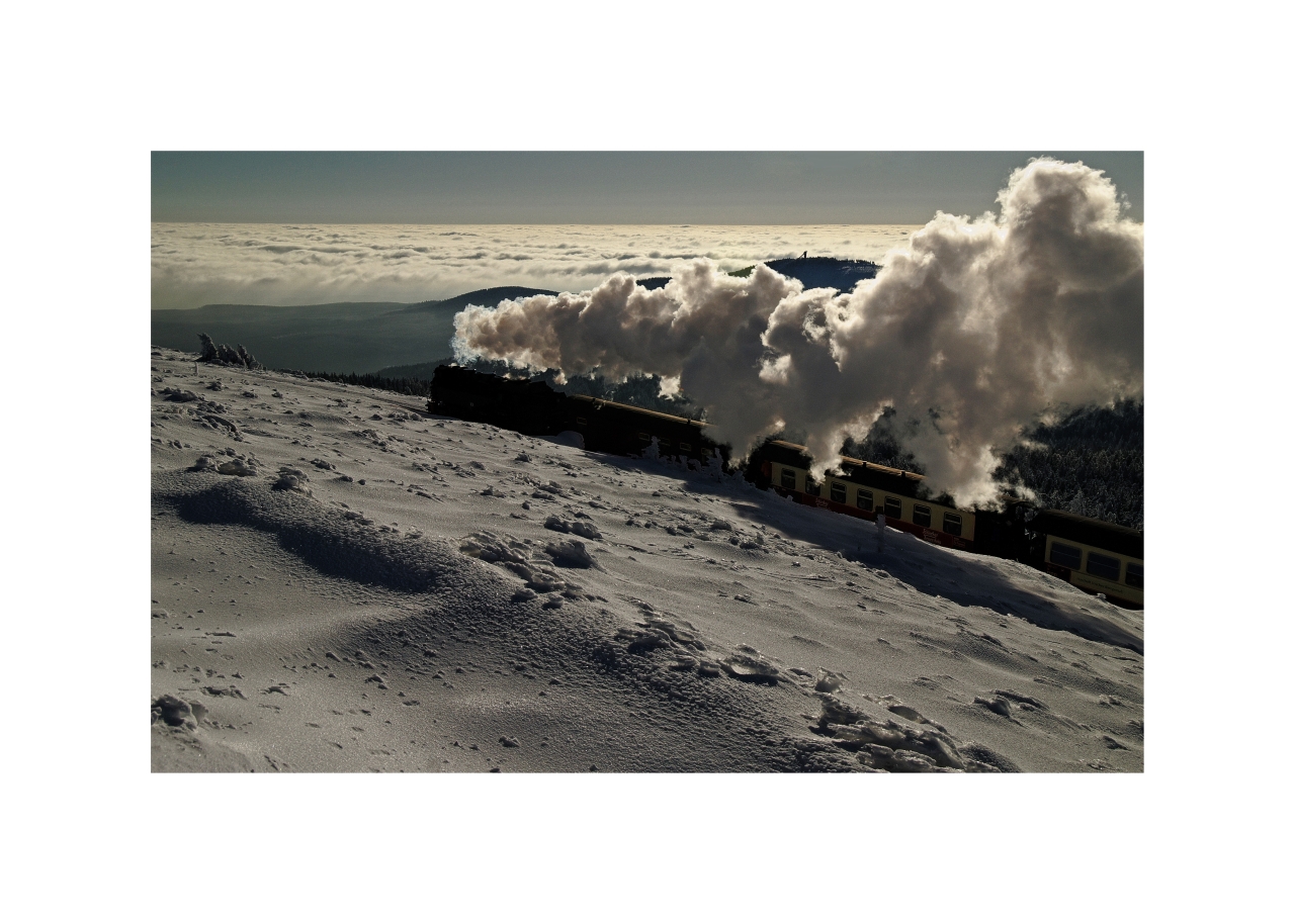 der Brocken " die Brockenbahn, kurz vor dem ZIEL "