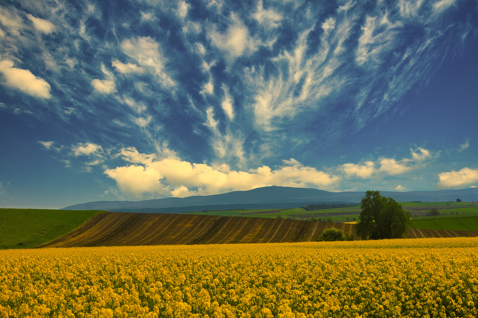 Der Brocken in der Ferne