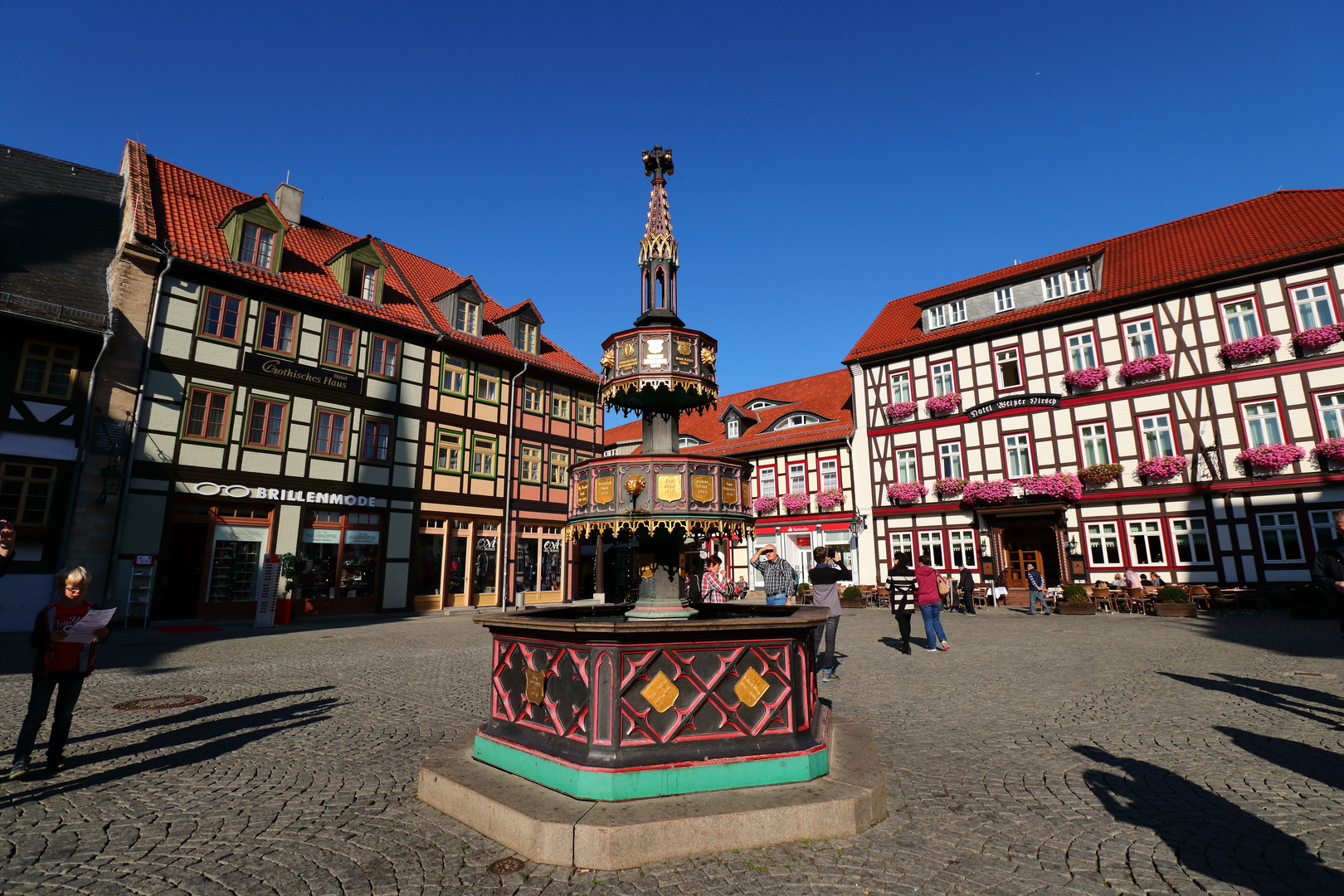 Der Brunnen auf dem Rathausplatz