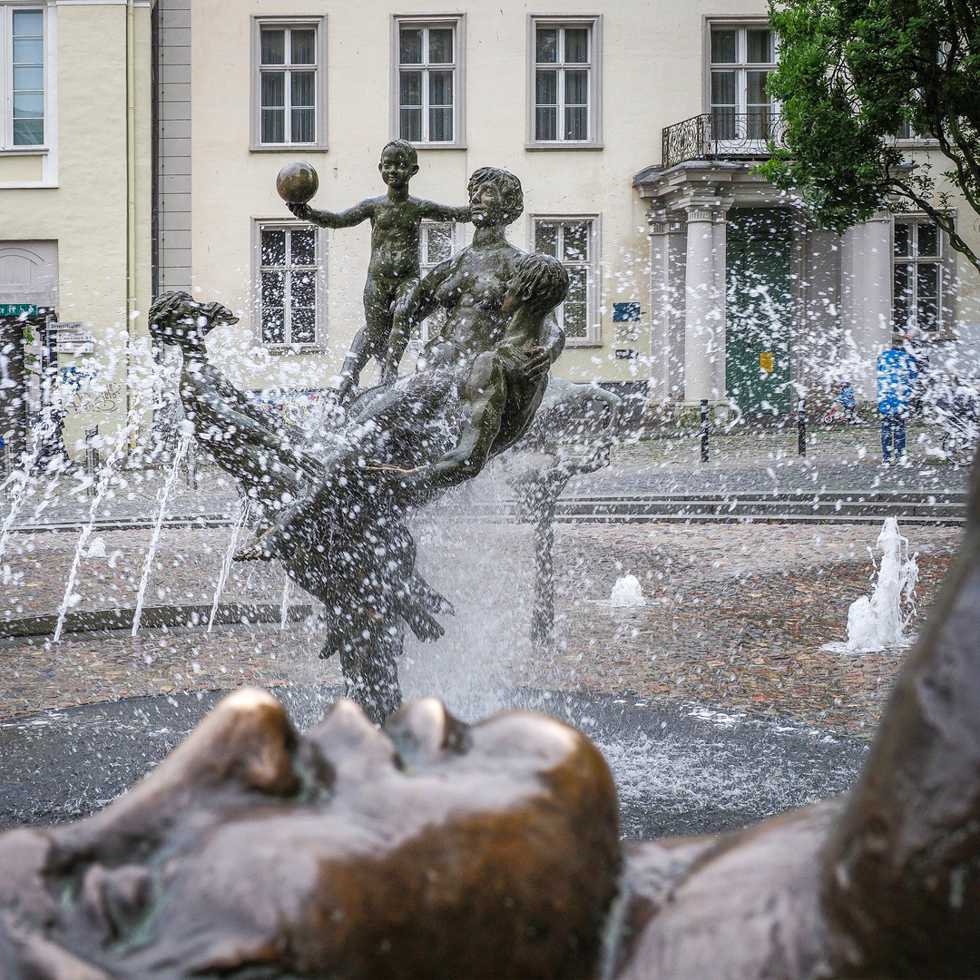 Der Brunnen der Lebensfreude in Rostock