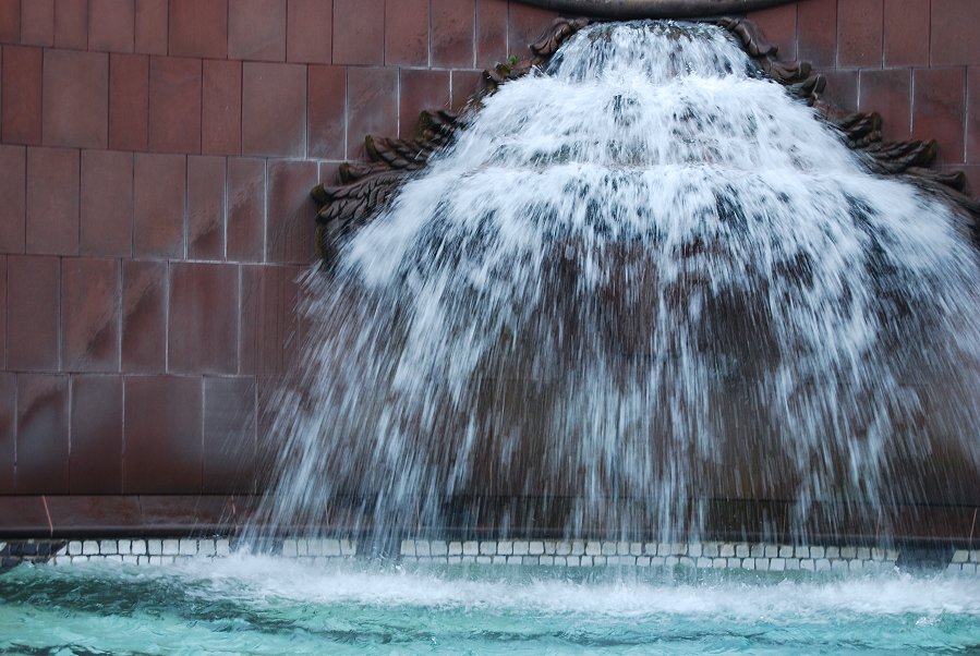 DER BRUNNEN DER WÜNSCHE