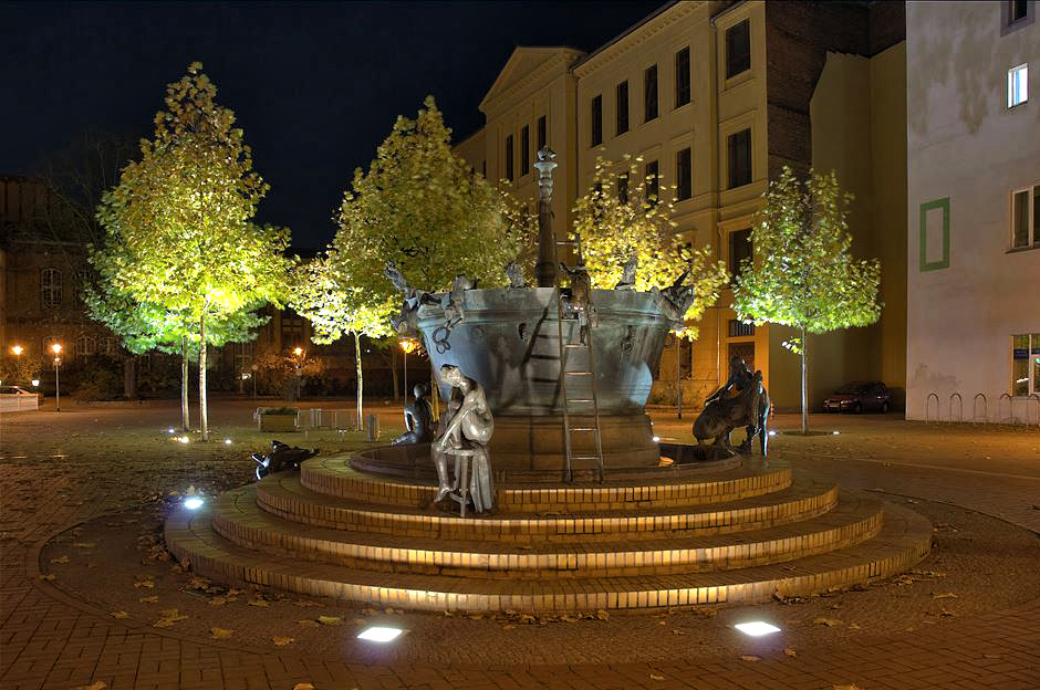 Der Brunnen in der Leiterstraße ...