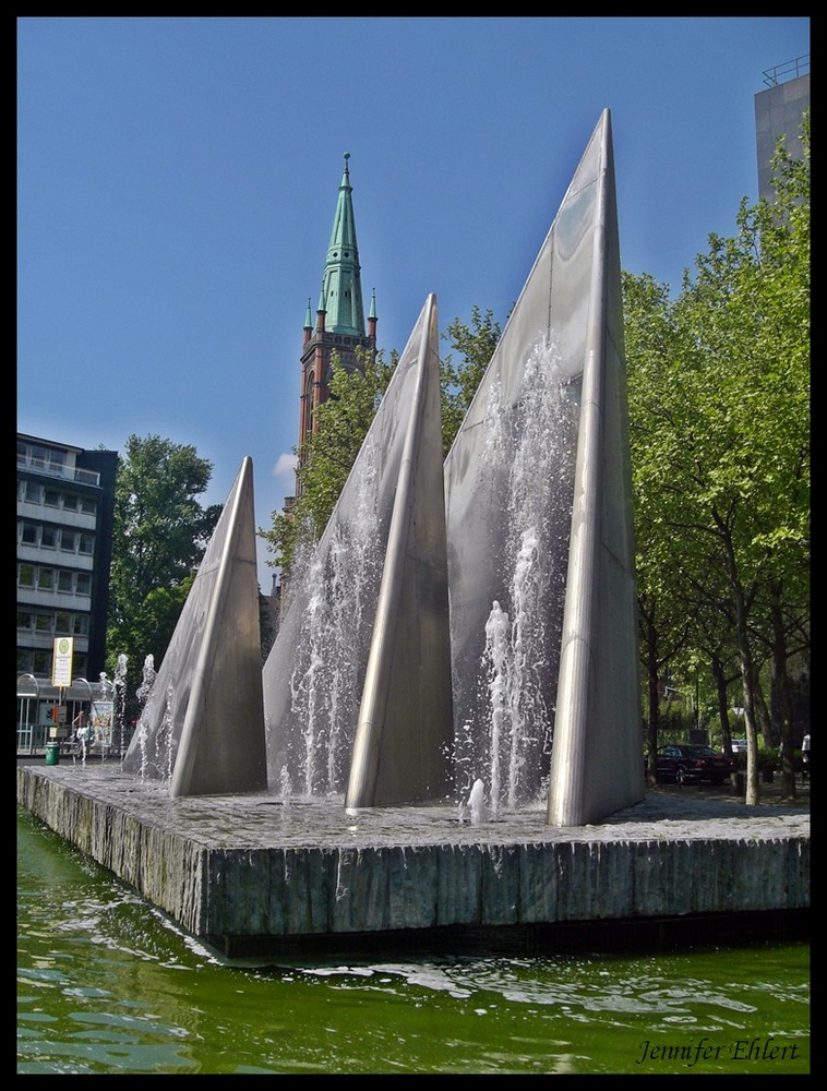 der brunnen und die Kirche