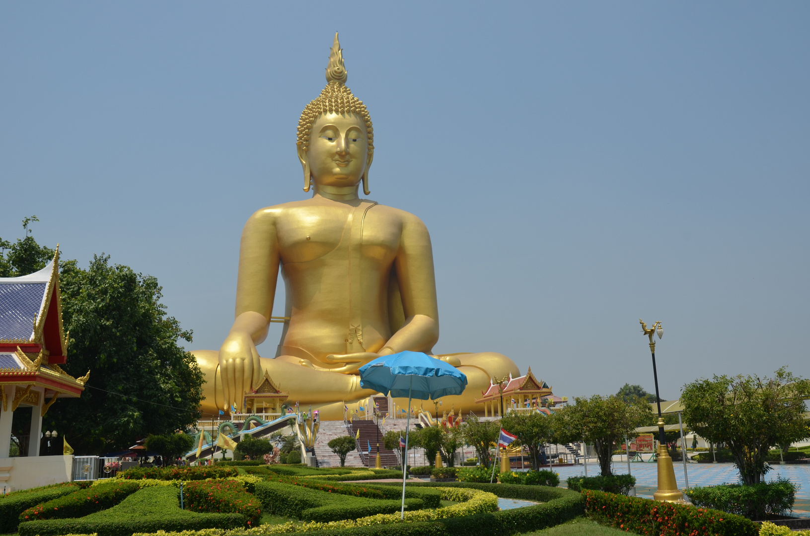 Der Buddha im Wat Mueang Luang Pho Yai Foto & Bild asia, thailand