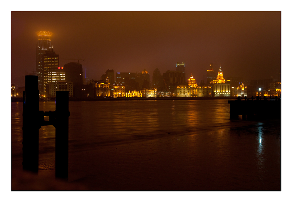 Der Bund bei Regen #1