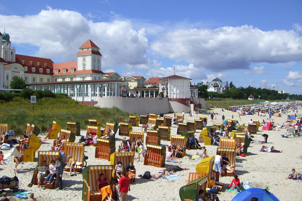 der bunte Binzer Strand