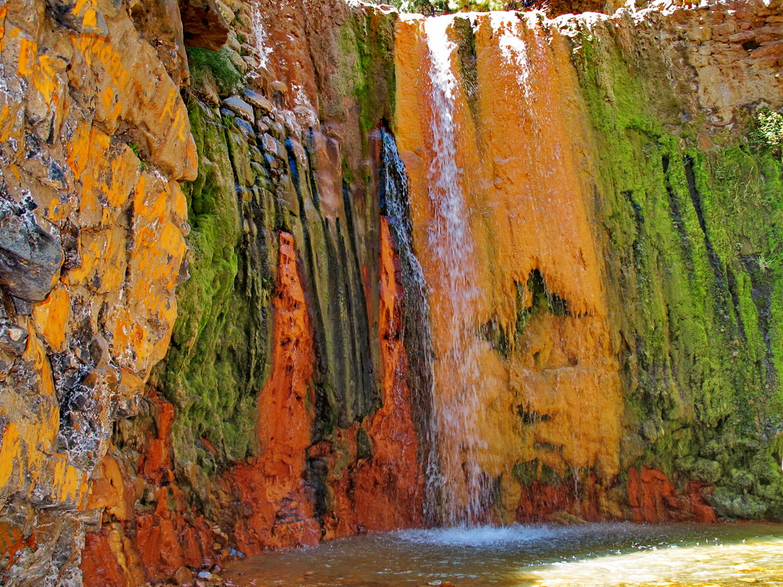 Der bunte  Wasserfall