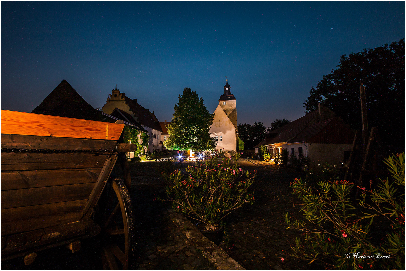 Der Burghof der Wasserburg