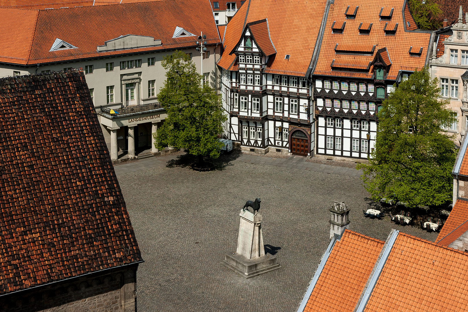 Der Burgplatz in Braunschweig 1