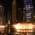 Der Burj Park mit der Dubai Fountain am Burj Khalifa