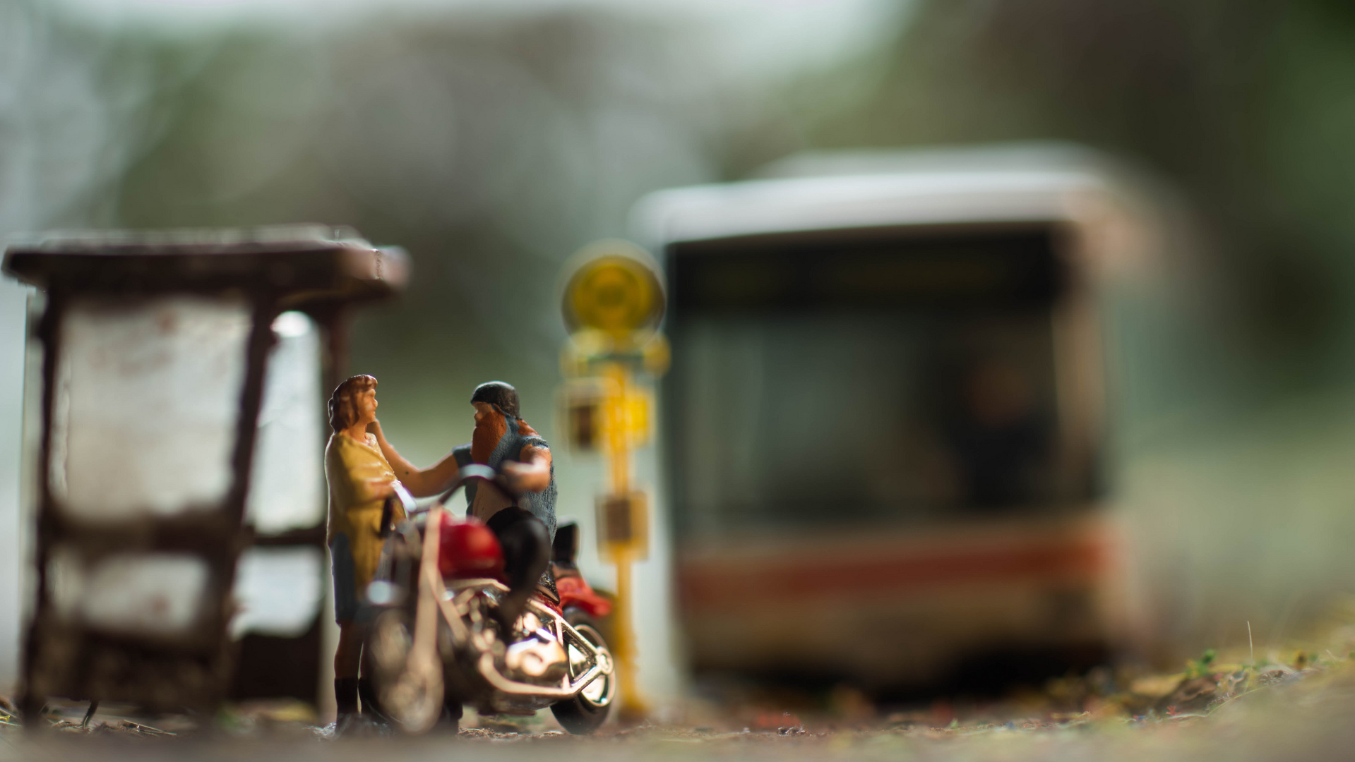 Der Bus kommt Foto & Bild | stillleben, autos & zweiräder, emotionen ...