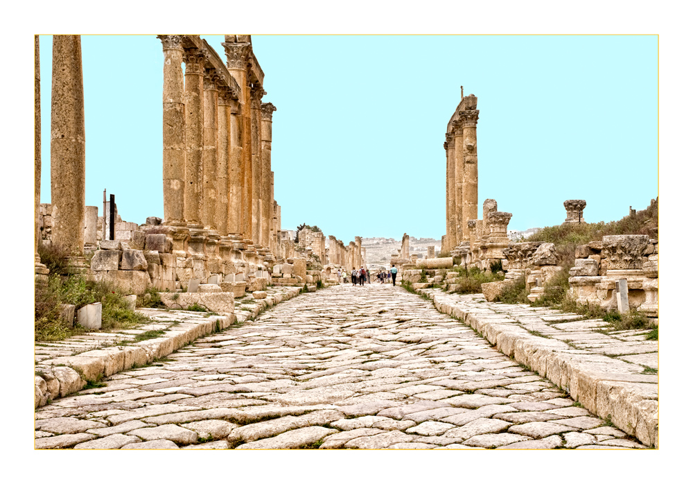 DER CARDO IN JERASH