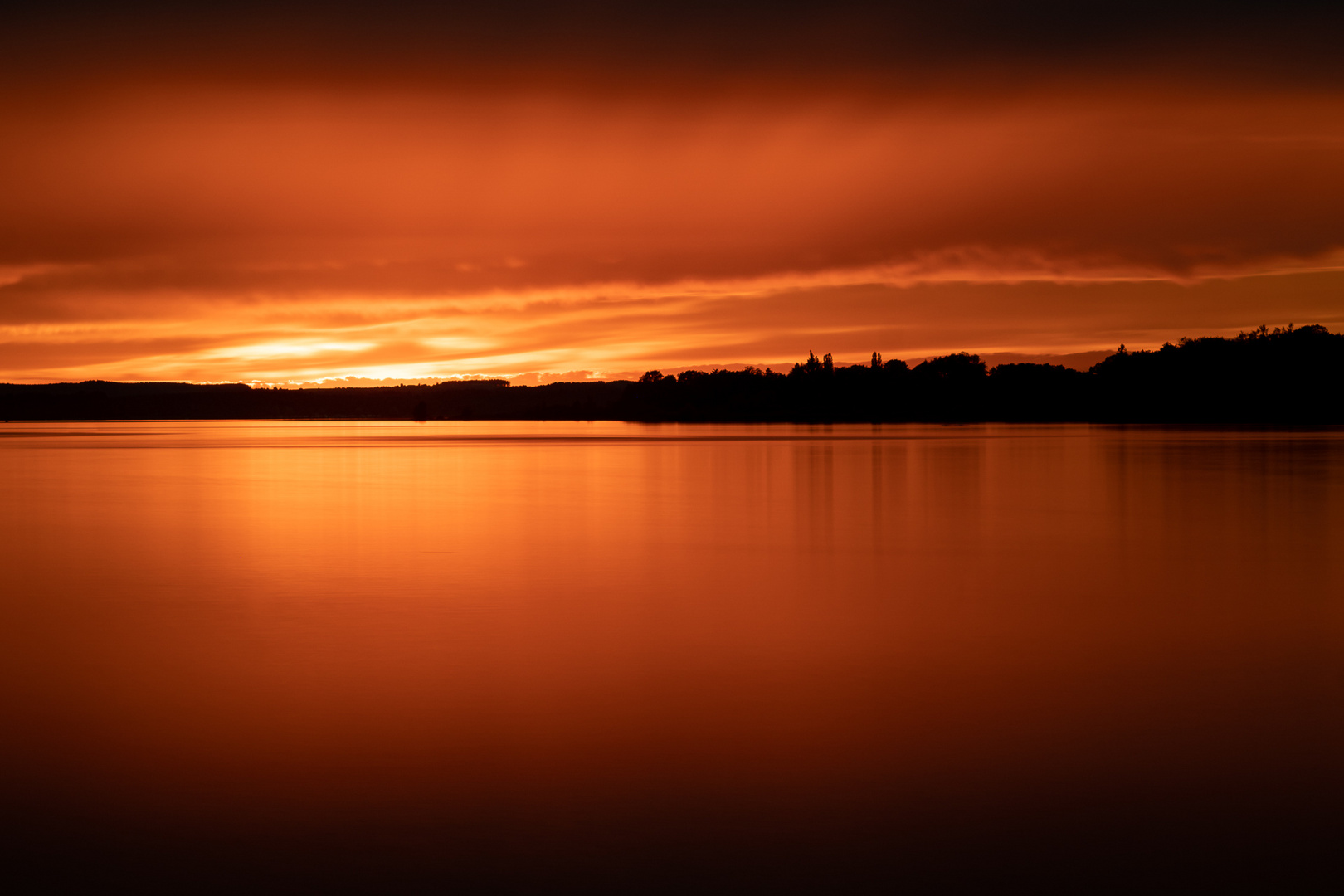 Der Chiemsee in Orange