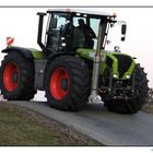 Der Class XERION 3800